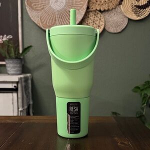 BruMate Resa 35oz in Kiwi! New!